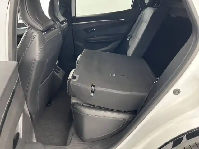 Renault Megane e-tech ev60 220 ch optimum charge — photo 65