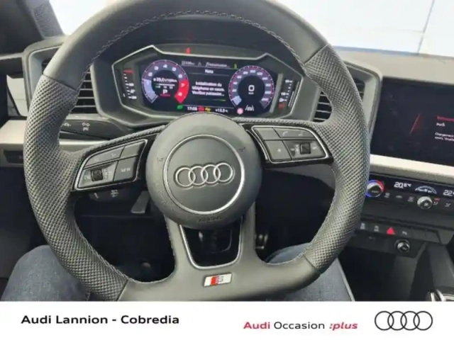 Audi A1 sportback 35 tfsi 150ch s line s tronic 7 — photo 10