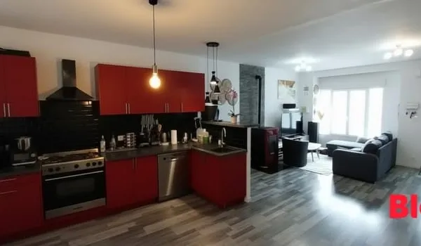 A VENDRE EN EXCLUSIVITE PAR BLOT IMMOBILIER - MAISON EN PLEIN COEUR - GRAND FOUGERAY