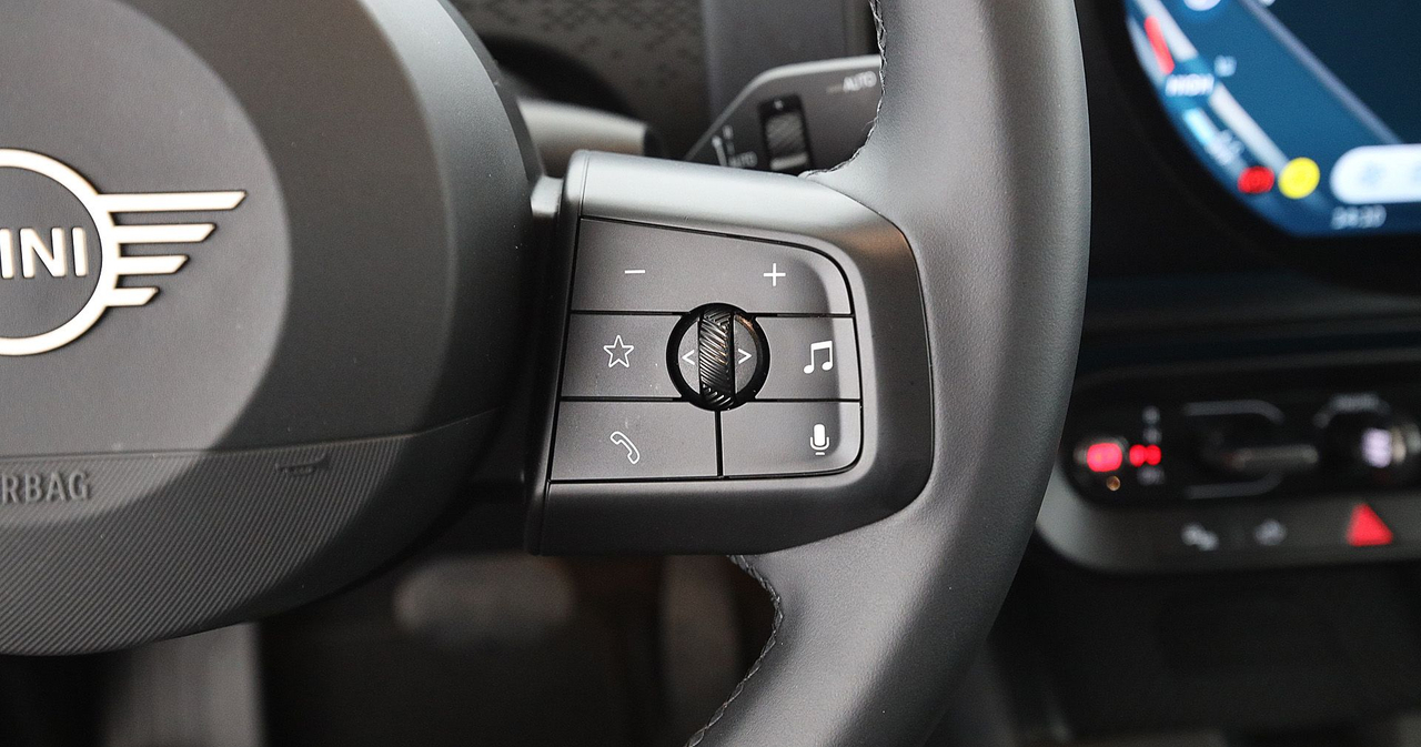 Mini Countryman — photo 24
