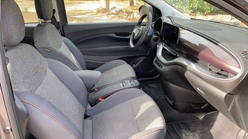 Fiat 500e 118 42kWh - Icone – 2021 – 56552 km – Électrique – Boîte Automatique — photo 10