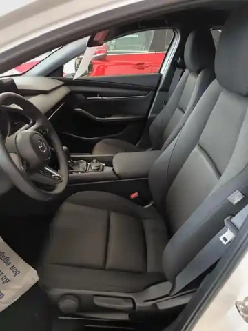 Mazda Mazda3 5 portes 2.5l e-skyactiv-g m hybrid 140 ch bva6 — photo 9