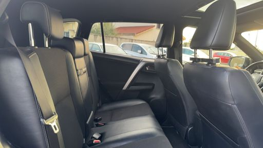 Toyota RAV4 2.5 VVTi 197 Hybrid E-CVT - Design – 2018 – 149111 km – Hybride essence – Boîte Automatique — photo 30