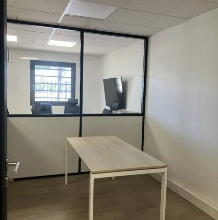 Bureaux 1 pièce 8 m²