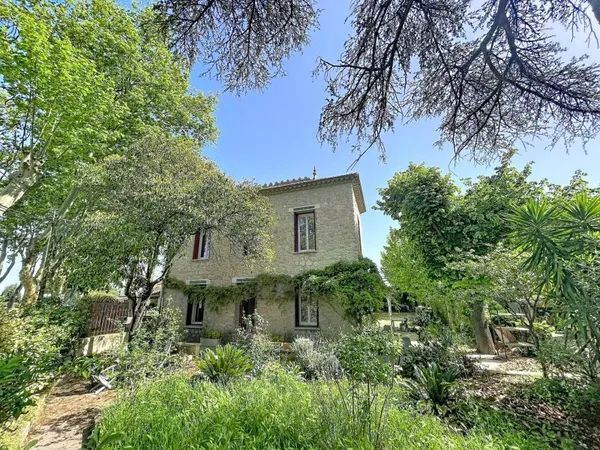 Bâtisse en pierre - Charme Authenticité Bien-être.