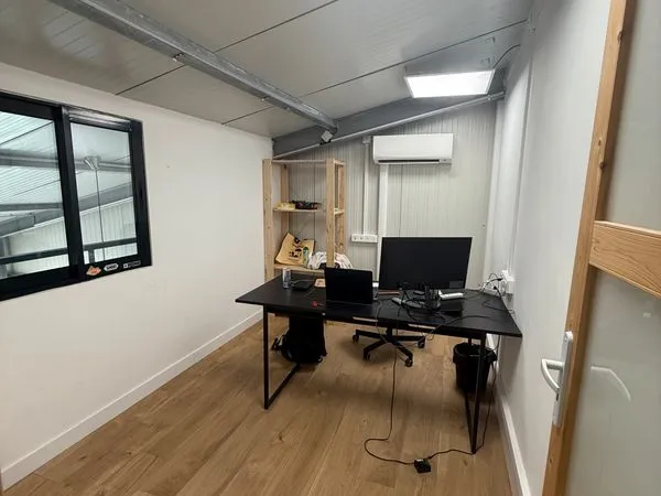 Bureau privé à louer