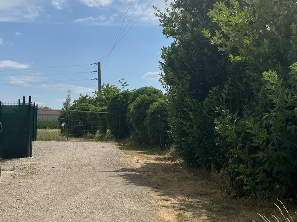 Terrain à Barcy