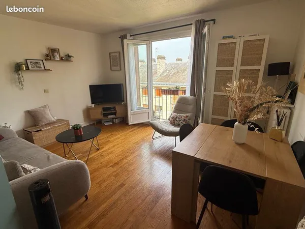 MARLY-LE-ROI - Appartement 3 pièces - 54 m² - Dernier étage - Vue dégagée