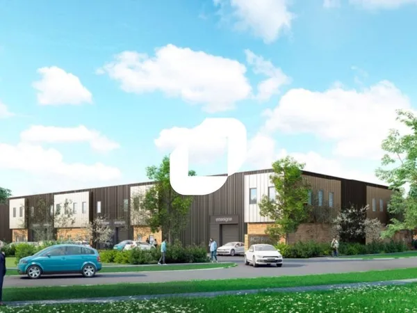 Local d'activité 207 m²