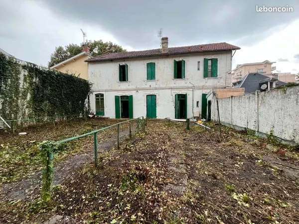 Maison 7 pièces 145 m²