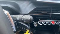 Peugeot 208 1.2 Hybrid 136ch Allure e-DCS6 — photo 24