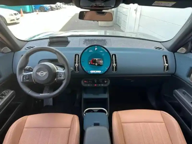 Mini Countryman se 313ch favoured all4 — photo 4