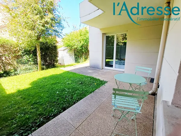 2 pièce(s) 36 m2 avec jardinet + Box