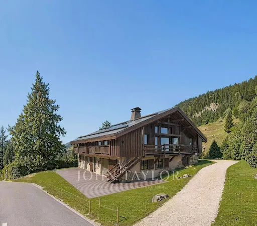Chalet 551 m²