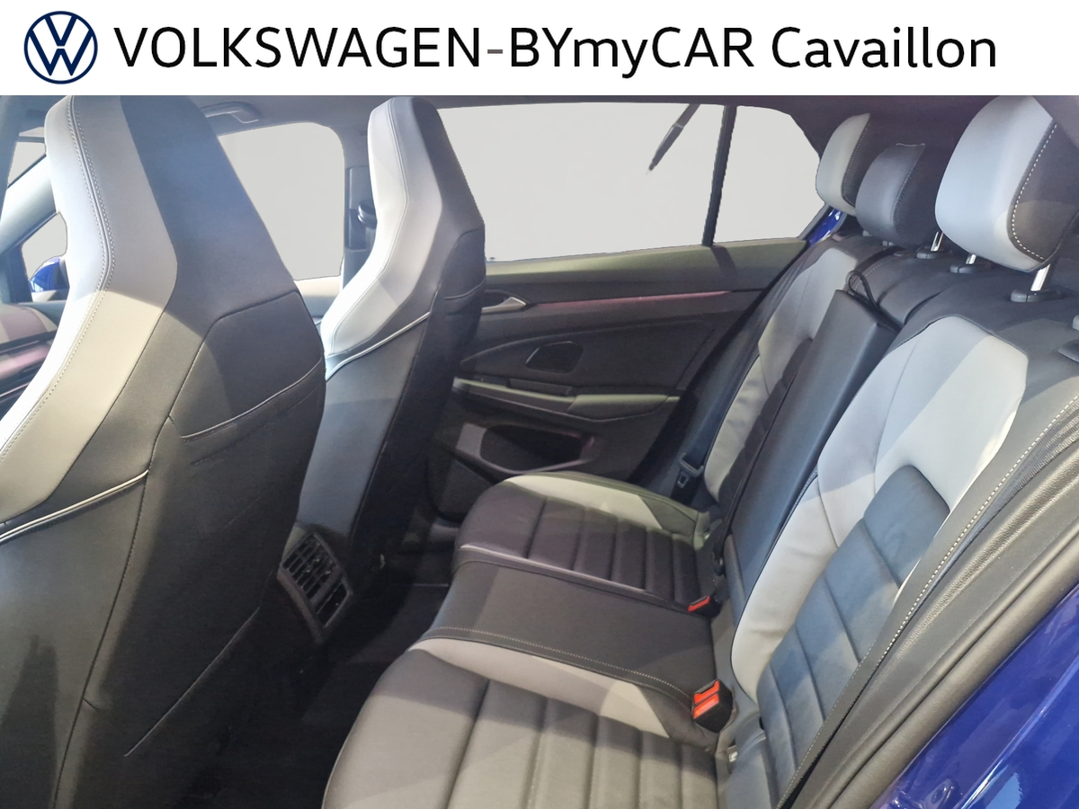 Volkswagen Golf 2.0 TDI 150 DSG7 — photo 25