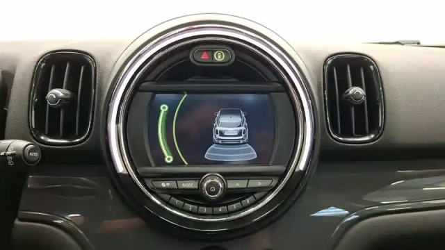Mini Mini countryman 136 ch — photo 33