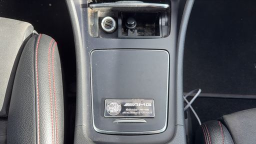 Mercedes Classe A 200 156 7G-DCT - Fascination – 2017 – 149236 km – Essence – Boîte Automatique — photo 29