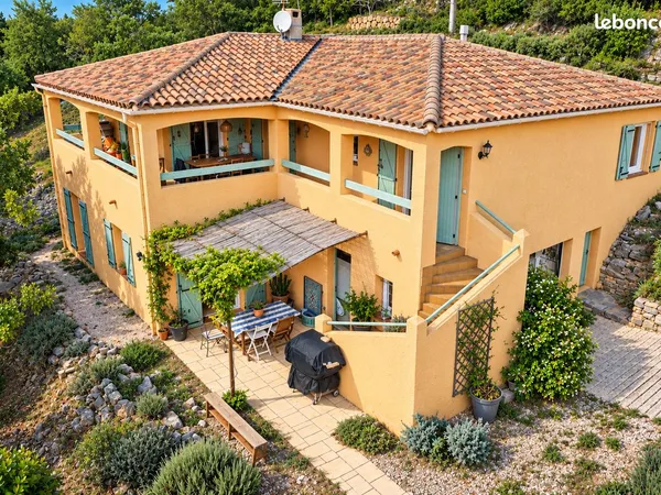 Propriété 8.000m² maison rénovée 5 pièces 170m² possibilité appartement indépendant