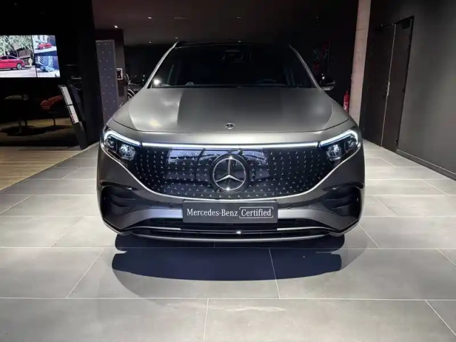 Mercedes Eqa 250+ — photo 60