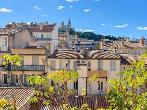 Vends studio - 22 m² - 1 pièce - Marseille 6Eme 13006