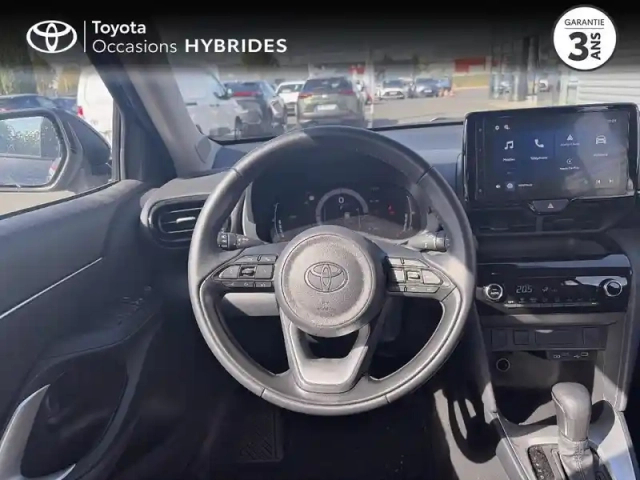 Toyota Yaris cross 116h dynamic my25 — photo 9