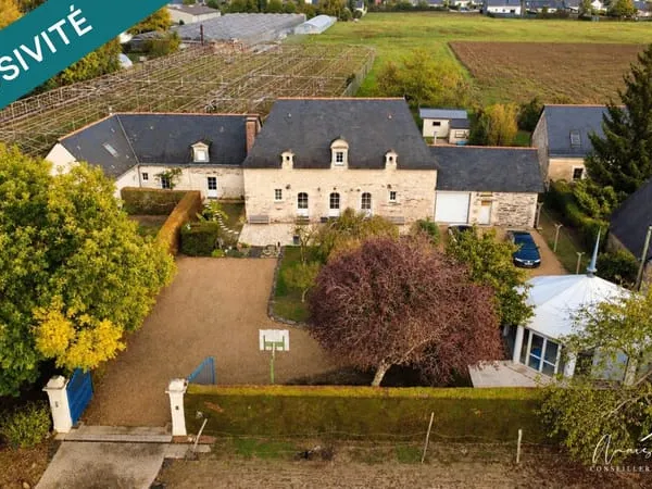 Grande maison de caractère au charme authentique