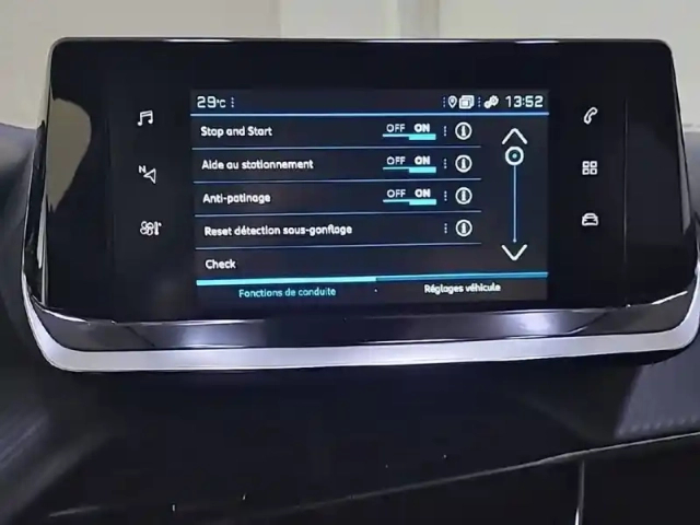 Peugeot 2008 puretech 100 s&amp;s bvm6 — photo 21