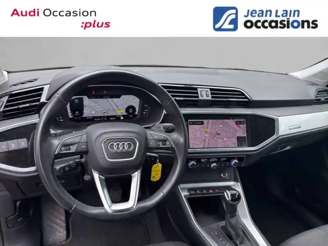 Audi Q3 sportback 35 tfsi 150 ch s tronic 7 — photo 11
