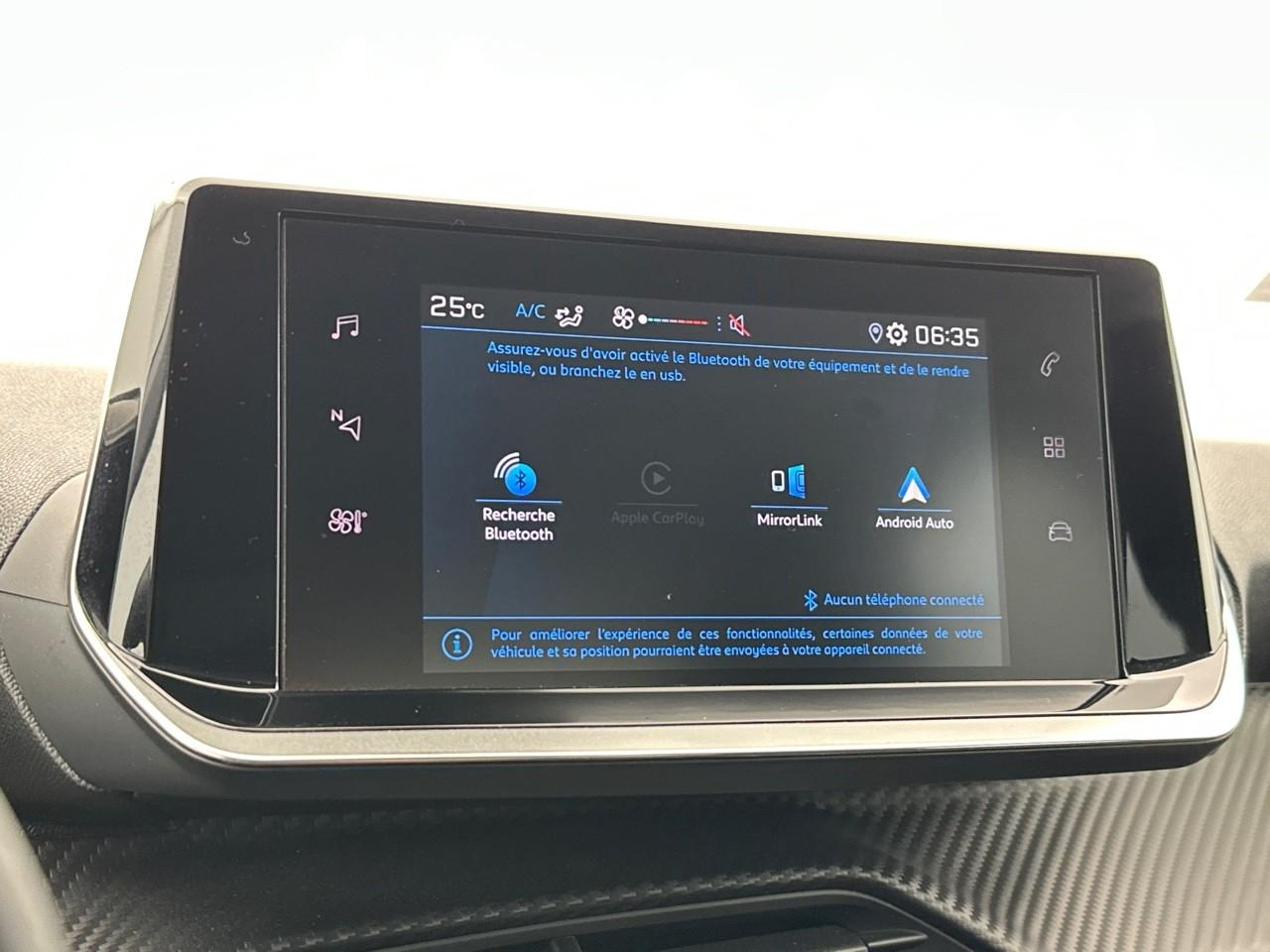 Peugeot 208 puretech 100 s&s bvm6 style — photo 23
