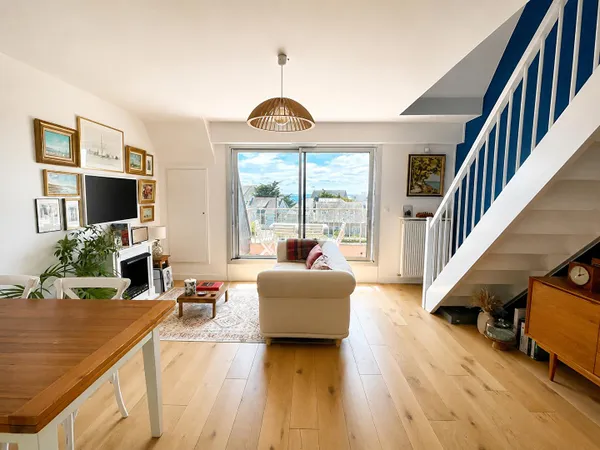 Duplex raffiné entre plage et coeur de ville