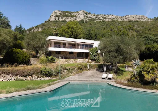 Villa 8 pièces 275 m²