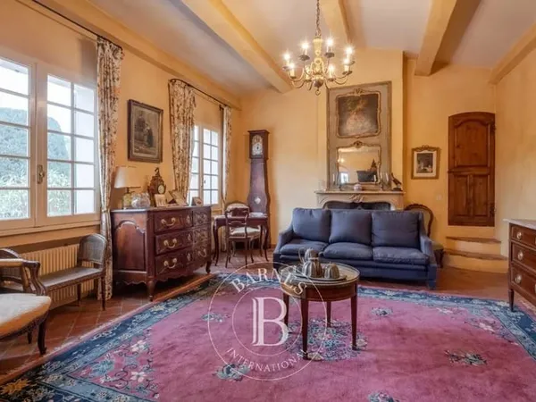 VENTE - CASSIS - BASTIDE - 6 CHAMBRES - PISCINE - VUE MER
