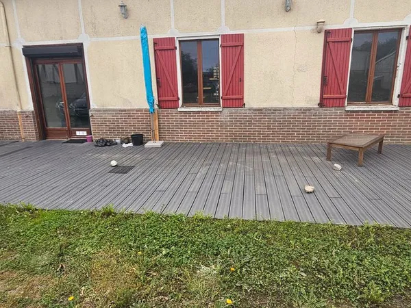 A louer maison LAVACQUERIE