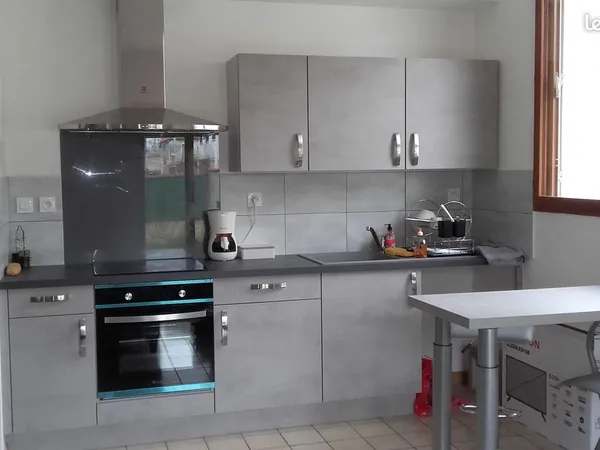 LOCATION MAISON F2 centre ville SAVERDUN