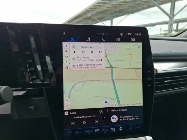 Renault Megane e-tech 220 ch autonomie confort — photo 25