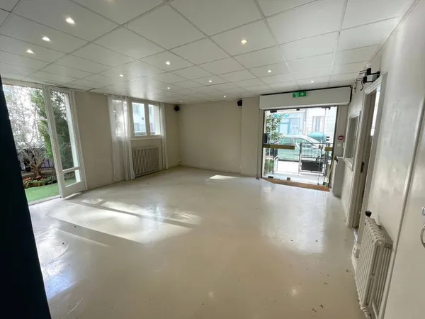 Bureaux 215 m²