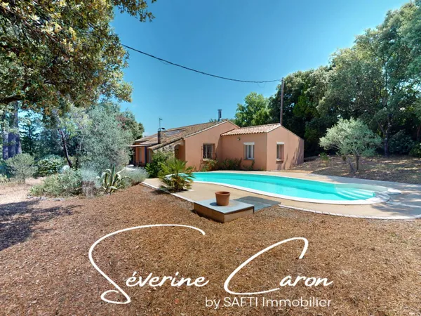 Charme provençal avec piscine à Flassans