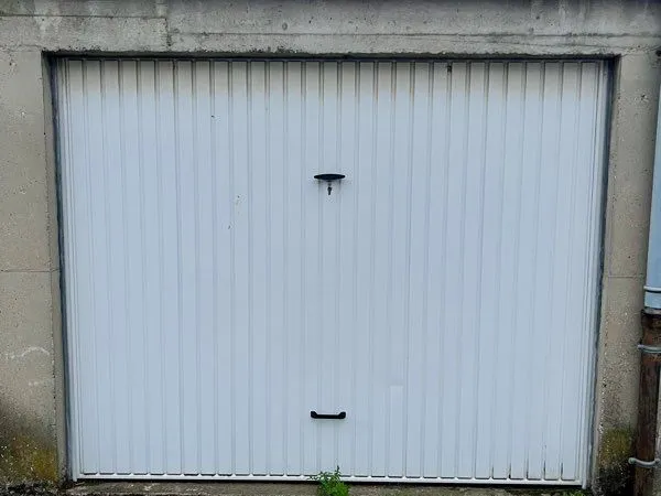Location Garage / Box / Parking à louer - Valence (Avenue Maurice Faure )
