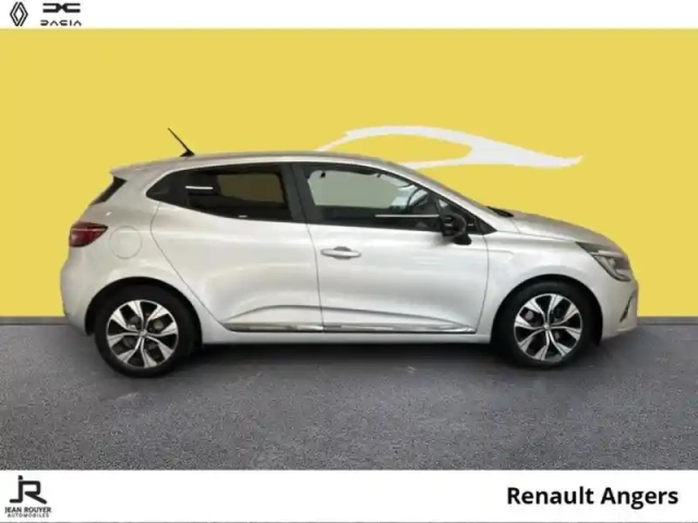 Renault Clio 1.5 blue dci 100ch evolution — photo 6