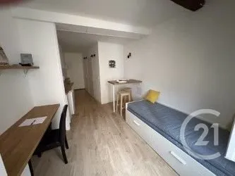 Studio 1 pièce 19 m²