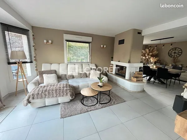 Maison 7 pièces 165 m²
