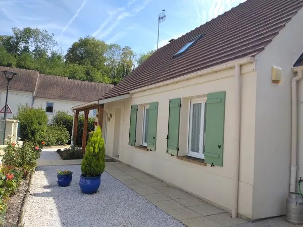 Chambre de 17m2 à louer sur Jaux