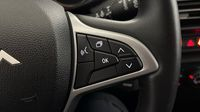 Dacia Sandero 1.0 TCe 90ch Expression CVT — photo 25