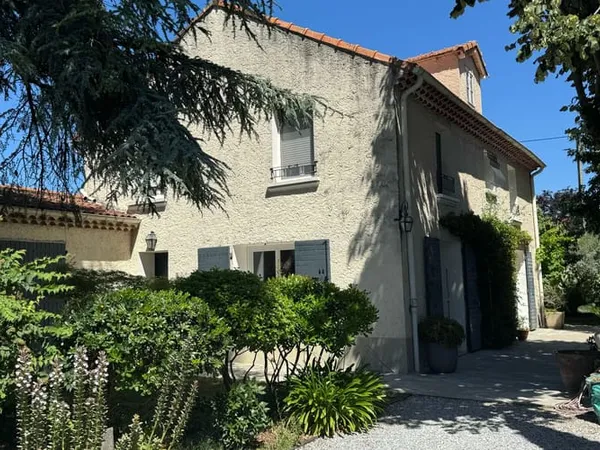 Maison 5 pièces 146 m²