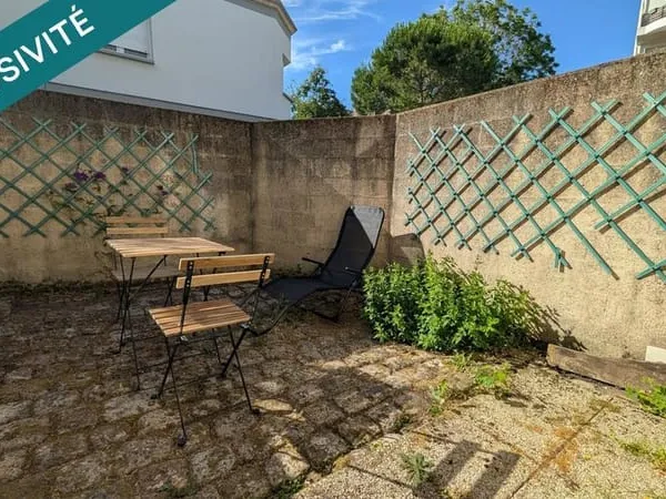 Eglise Saint Clair - Studio 25M2 avec une grande terrasse loué meublé jusqu'en mai 2027