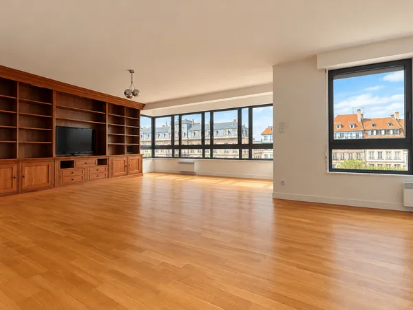 Appartement 6 pièces 190 m²