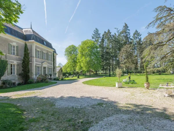 Bien d’exception Vente Pouillé-les-Côteaux 12p 600m² 1700000€