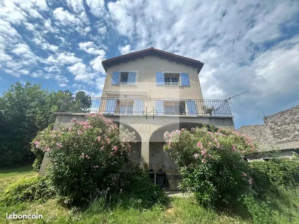 Maison 8 pièces 126 m²