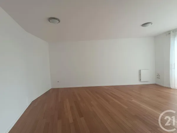 Appartement 2 pièces 82 m²