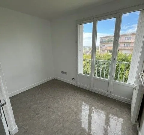 1 pièce · 13 m²1 pièce, 13 m² · Évreux 27000 · Quartier Clos-au-Duc - Le Buisson
